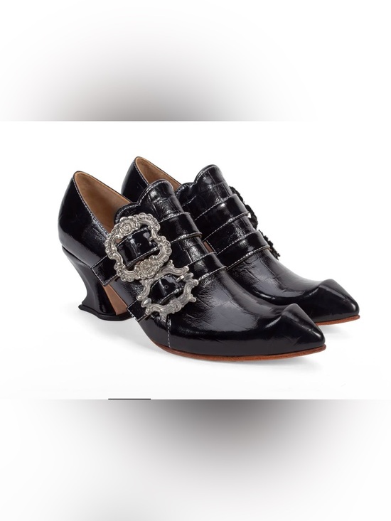 John Fluevog Shoes - John fluevog CLASSY STROZZI BUCKLED LOAFER HEELS 8 swordfish